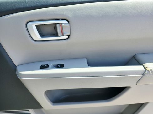 Used 2011 Honda Pilot EX-L image 18
