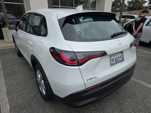 Used 2023 Honda HR-V LX image 7