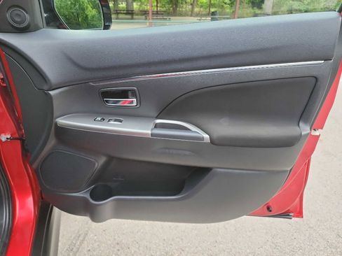 Used 2018 Mitsubishi Outlander Sport LE image 30