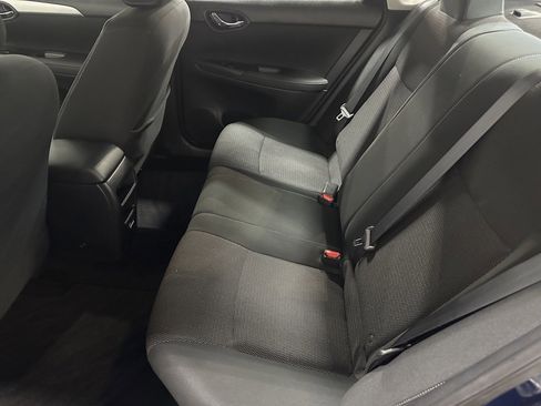 Used 2019 Nissan Sentra S image 17