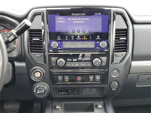 Used 2024 Nissan Titan PRO-4X w/ Pro-4x Convenience Package image 15