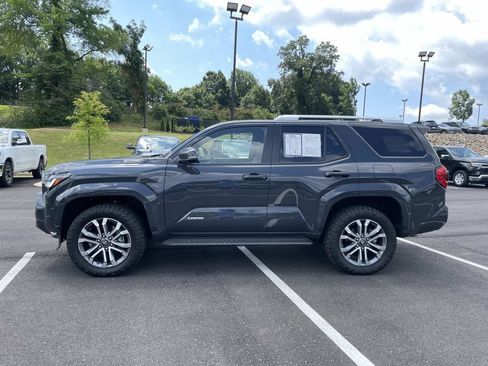 Used 2026 Toyota 4Runner Limited AWD/4WD image 6