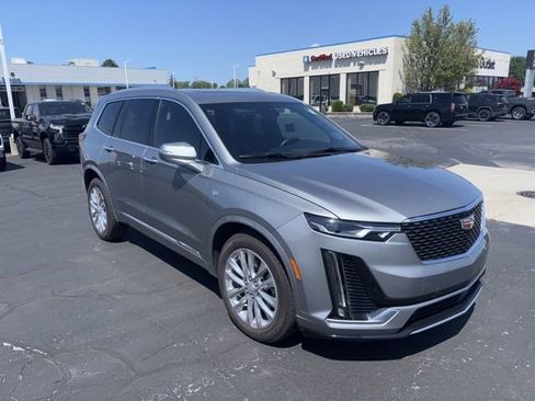 Used 2024 Cadillac XT6 Premium Luxury w/ LPO, Floor Liner Package AWD/4WD image 4