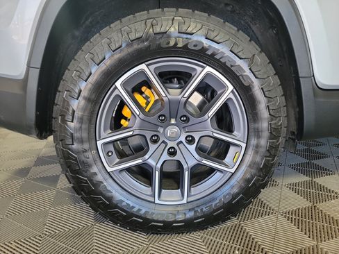 Used 2022 Rivian R1T Adventure AWD/4WD image 46