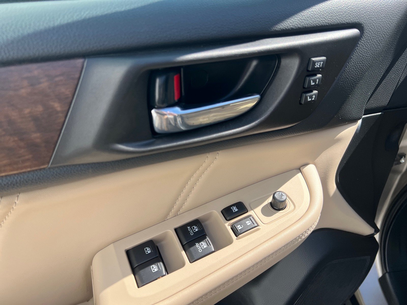 Used 2018 Subaru Outback 2.5i Limited AWD/4WD image 13