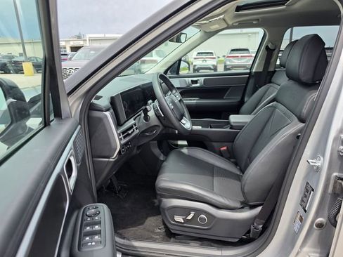 Used 2025 Hyundai Santa Fe XRT AWD/4WD image 9