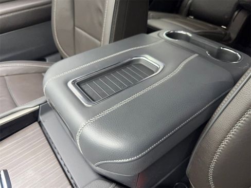 Used 2022 GMC Yukon Denali image 75