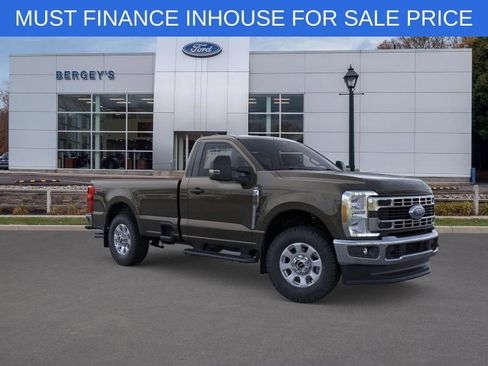 New 2025 Ford F350 XLT w/ FX4 Off-Road Package image 7