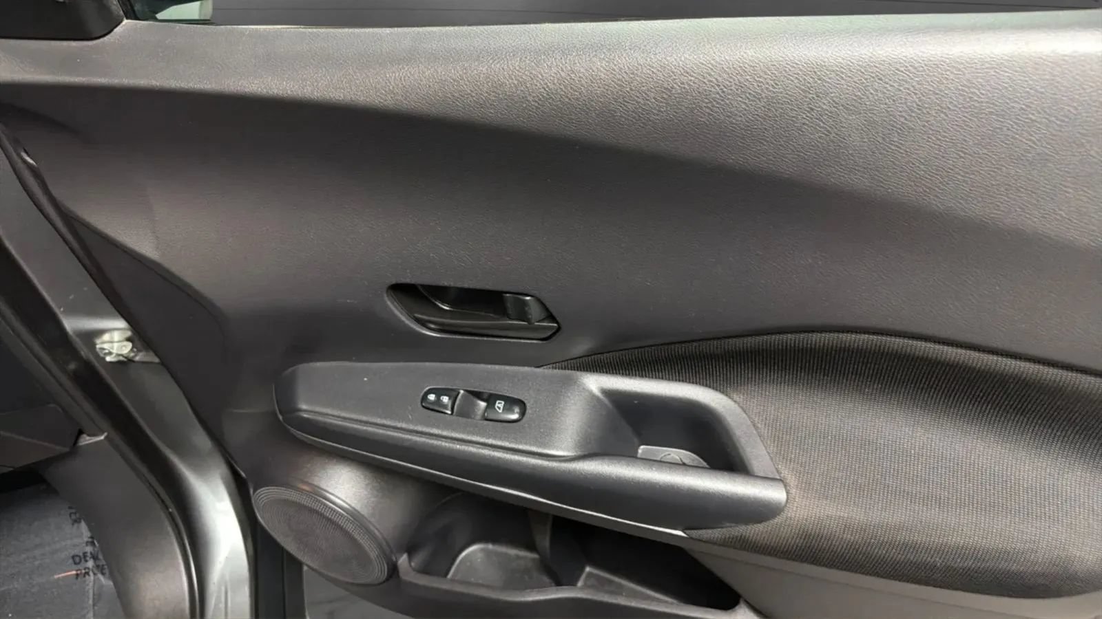 Used 2024 Nissan Kicks S FWD image 17