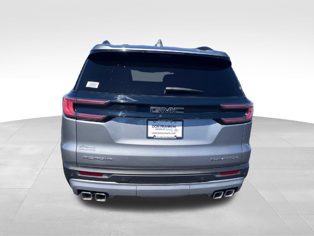 Used 2026 GMC Acadia Elevation w/ Elevation Premium Package FWD image 4