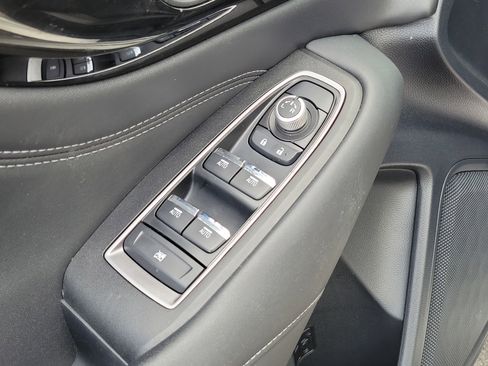 Used 2020 Subaru Legacy Limited image 24