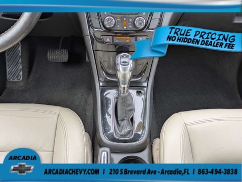 Used 2017 Buick Encore Essence FWD image 20