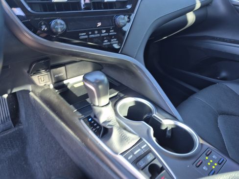 Used 2023 Toyota Camry XLE w/ Navigation Package FWD image 12