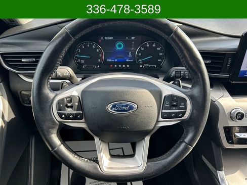 Used 2020 Ford Explorer XLT w/ Equipment Group 202A AWD/4WD image 15