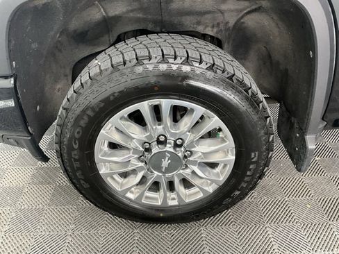 Used 2020 Chevrolet Silverado 2500 High Country w/ Z71 Off-Road Package image 30