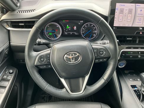 Used 2022 Toyota Venza Limited w/ Advanced Technology Package AWD/4WD image 12
