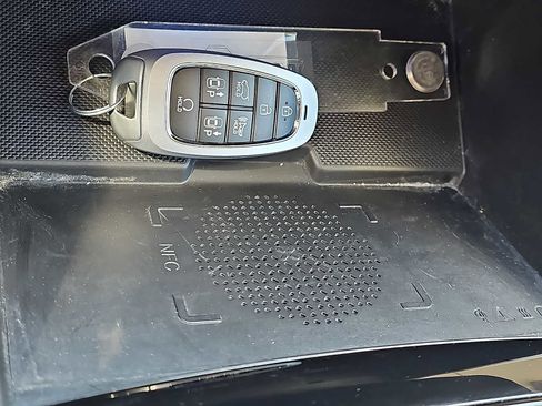 Used 2023 Hyundai Tucson Limited image 27