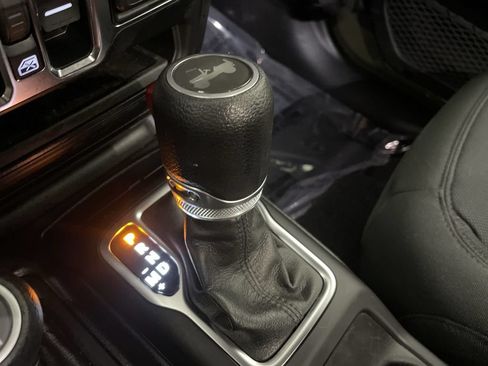 Used 2021 Jeep Wrangler Unlimited Sport AWD/4WD image 7