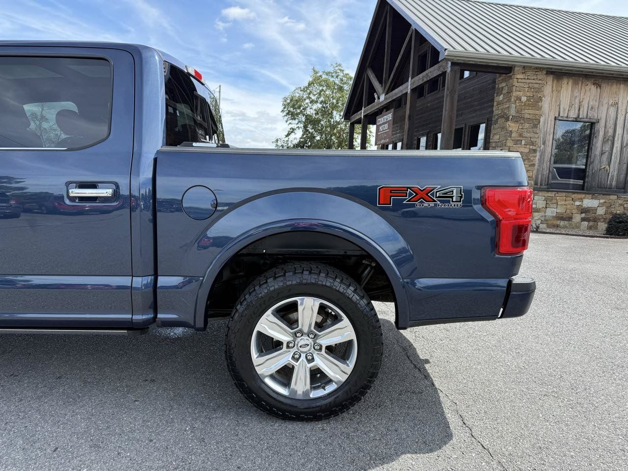 Used 2019 Ford F150 Platinum w/ Equipment Group 701A Luxury AWD/4WD image 42