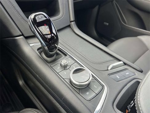 Certified 2025 Cadillac XT5 Premium Luxury image 26