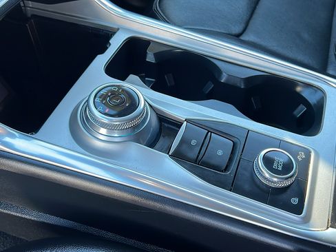 Used 2023 Ford Explorer Limited w/ Equipment Group 301A image 20