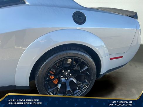 Used 2022 Dodge Challenger R/T Scat Pack RWD image 11
