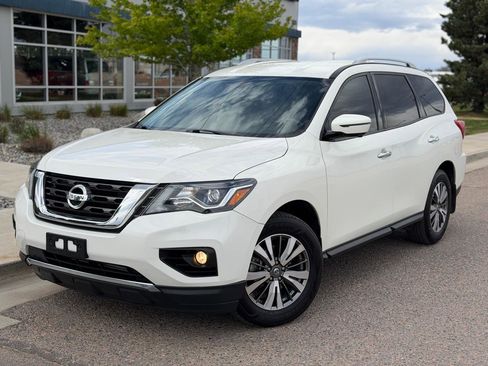 Used 2019 Nissan Pathfinder SL AWD/4WD image 1