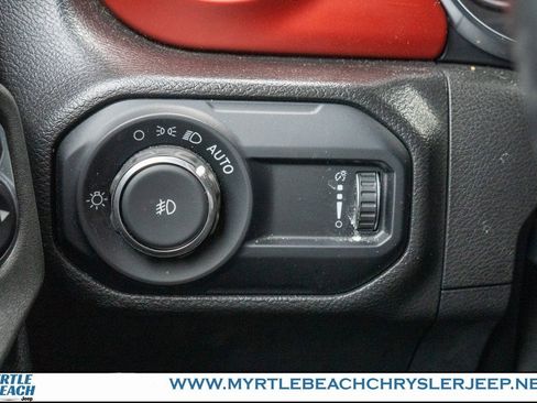 Used 2023 Jeep Wrangler Unlimited Rubicon w/ LED Lighting Group image 30