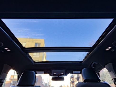 Used 2021 Ford Explorer ST w/ Equipment Group 401A image 32