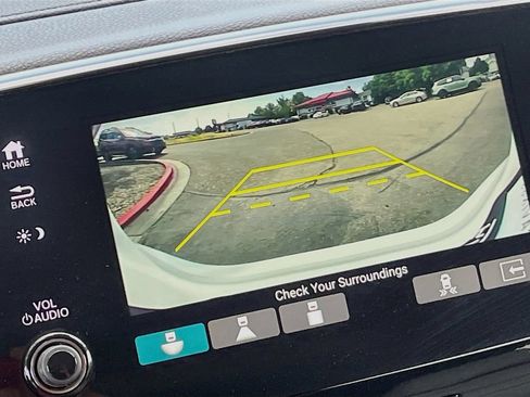 Used 2022 Honda Pilot Touring image 14