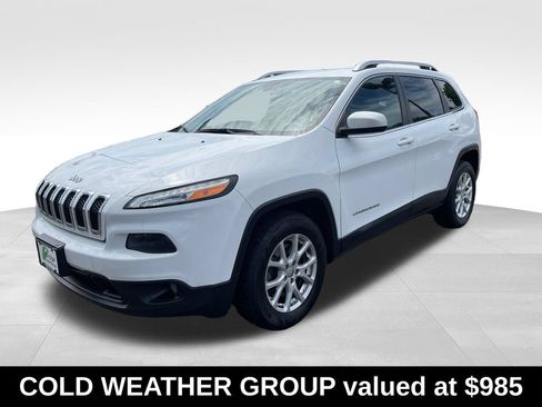 Used 2017 Jeep Cherokee Latitude w/ True North Edition AWD/4WD image 4