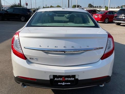 Used 2016 Lincoln MKS w/ Equipment Group 101A FWD image 9