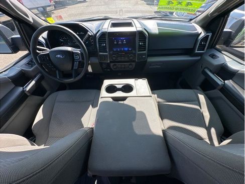 Used 2019 Ford F150 XLT w/ Equipment Group 302A Luxury AWD/4WD image 18