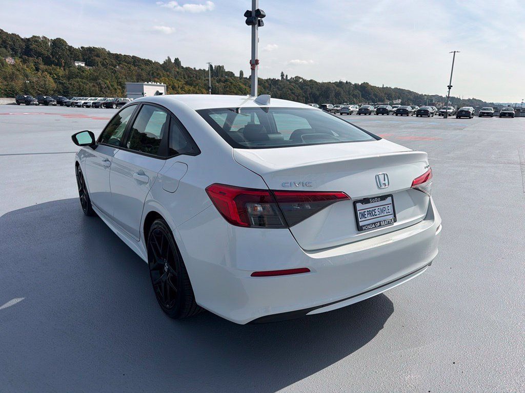 Used 2023 Honda Civic Sport image 5