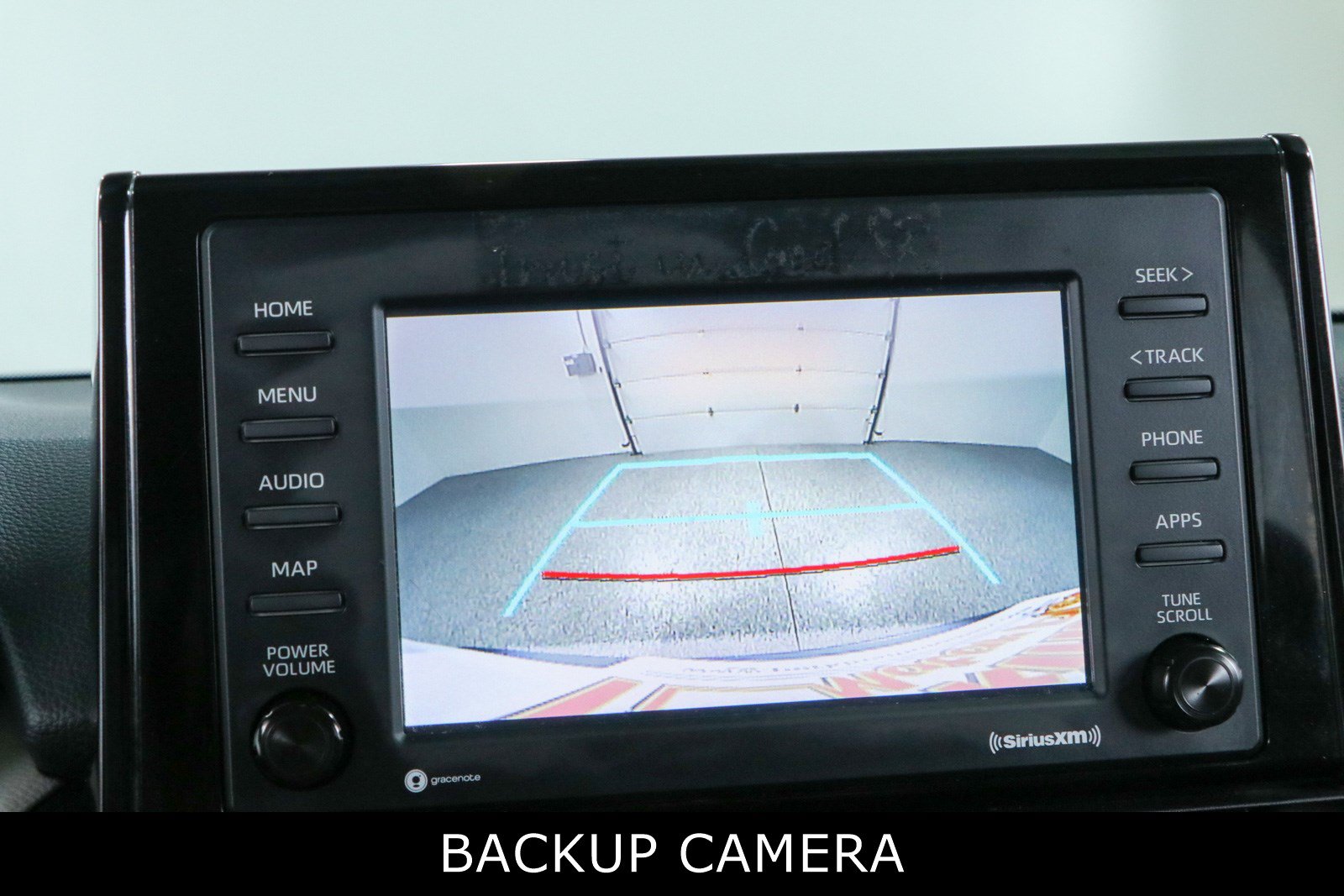 Used 2022 Toyota RAV4 XLE FWD image 18