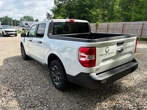 Used 2023 Ford Maverick XLT FWD image 2