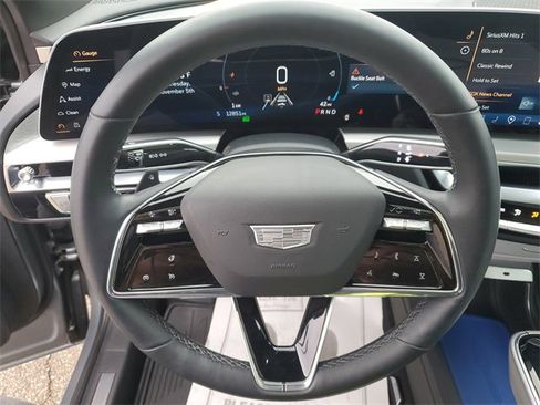Certified 2024 Cadillac Lyriq Luxury image 8