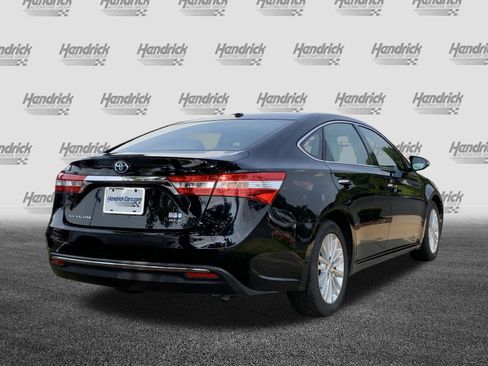 Used 2013 Toyota Avalon XLE Touring FWD image 8