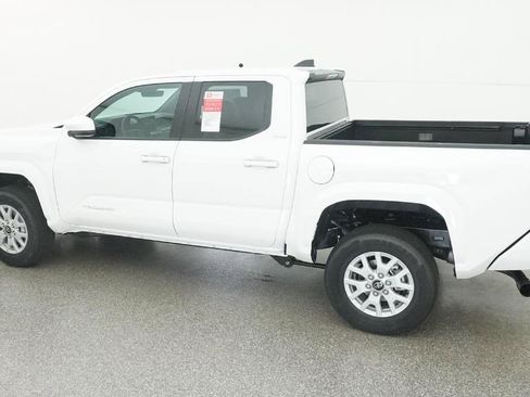 New 2026 Toyota Tacoma SR5 RWD image 19
