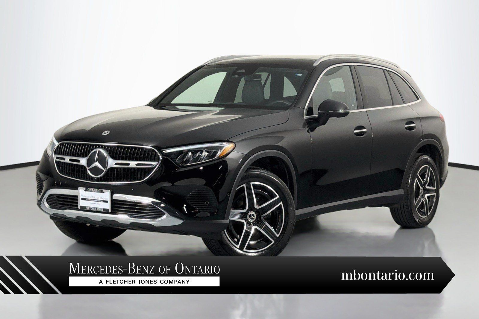Used 2026 Mercedes-Benz GLC 300 image 1