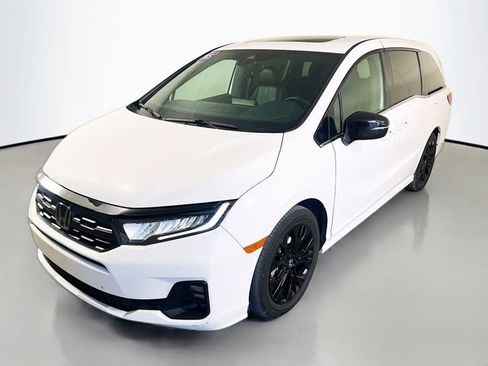Used 2025 Honda Odyssey Sport-L image 4