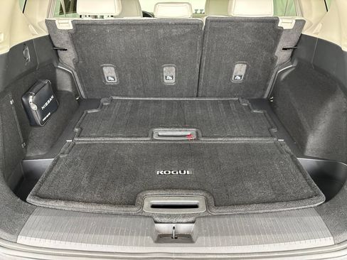 Used 2023 Nissan Rogue SL w/ SL Premium Package AWD/4WD image 24