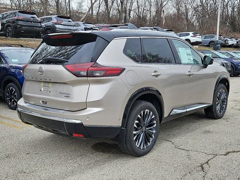 New 2026 Nissan Rogue Platinum image 6