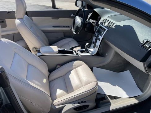 Used 2011 Volvo C70 T5 image 14
