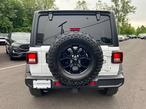 Used 2025 Jeep Wrangler Unlimited Sport AWD/4WD image 32