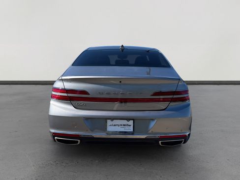 Used 2021 Genesis G90 3.3T Premium RWD image 4