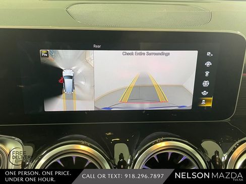 Used 2021 Mercedes-Benz GLB 250 image 30