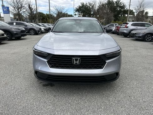 Used 2025 Honda Accord Sport image 9