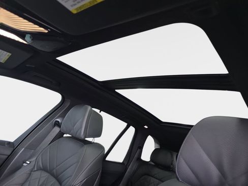 Used 2024 BMW X5 M60i image 29