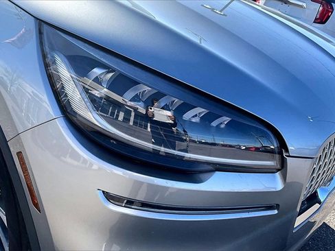 Used 2023 Lincoln Aviator Reserve image 28